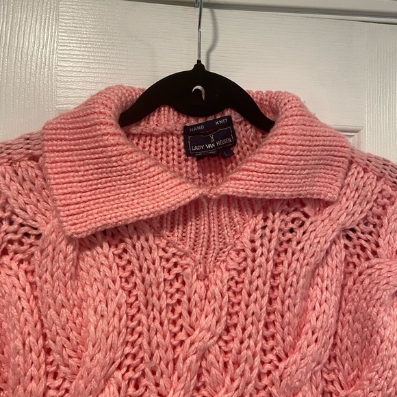 Lady Van Heusen Size L Chunky Bubblegum Pink Hand Knit Cable Collared Sweater - Picture 2 of 10